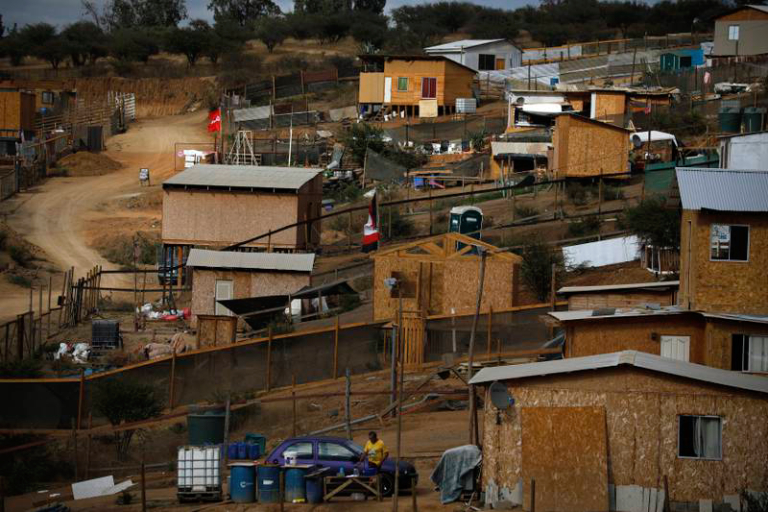 Más allá de la pobreza: Estudio propone la fórmula para saber qué tan riesgosos son los campamentos en Chile